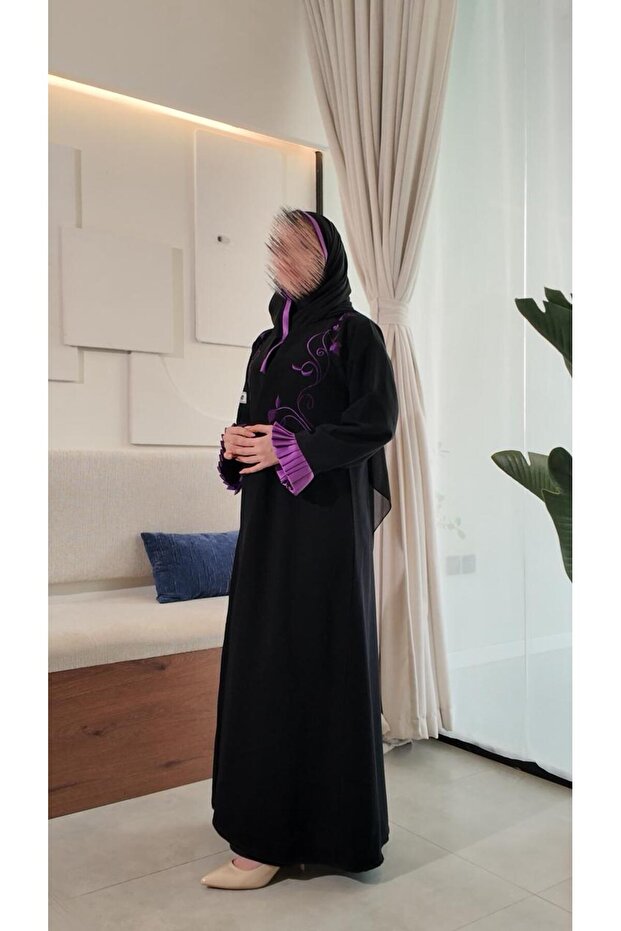 عباية لونا