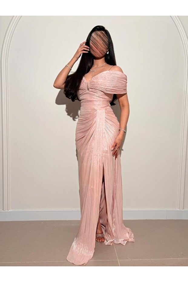 Milana's dress