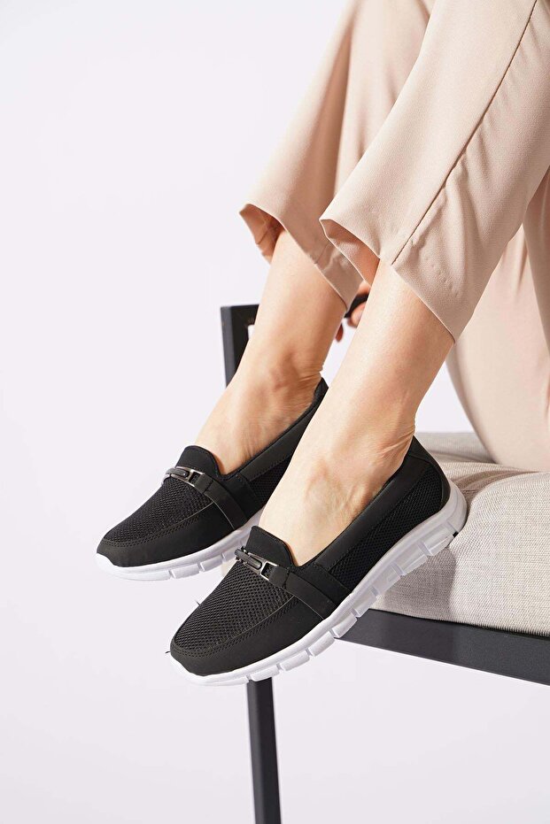 Cayla front buckle anorak women's orthopedic flat shoes black - white sole