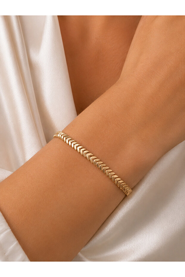Gold Color Patterned Adjustable Chain Women's Bracelet