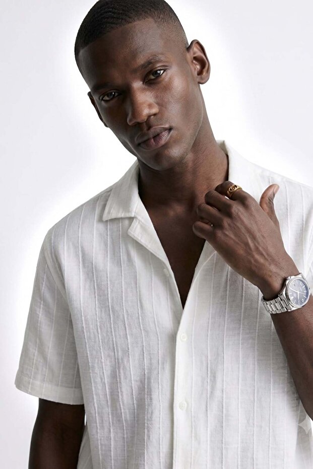 Men's Striped Short Sleeve Regular Fit Shirt - White