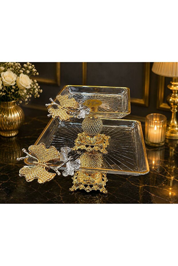 2-Piece Glass Set with Metal Legs for Presentation