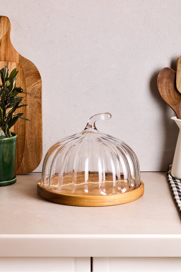 Pumpkin Glass Cake Dish, Acacia Base, 25 Cm, Stylish and Durable Design