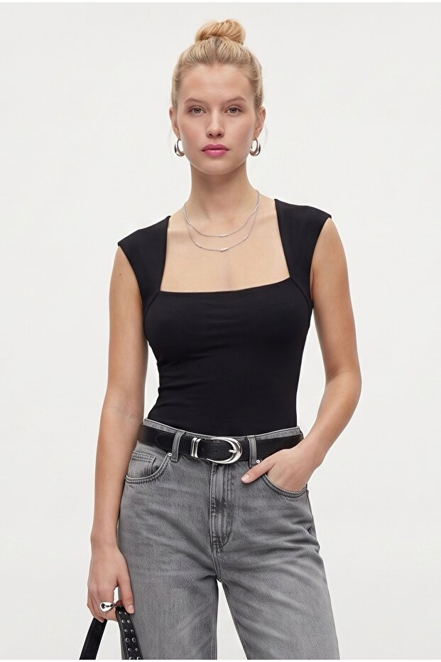 Women's Palma Square Neck Side Gathered Sleeveless Knitted Black Blouse