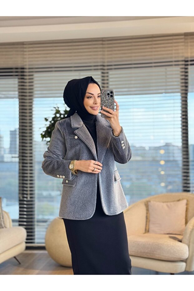 1005252 سترة من فرو الثعلب أنثراسايت