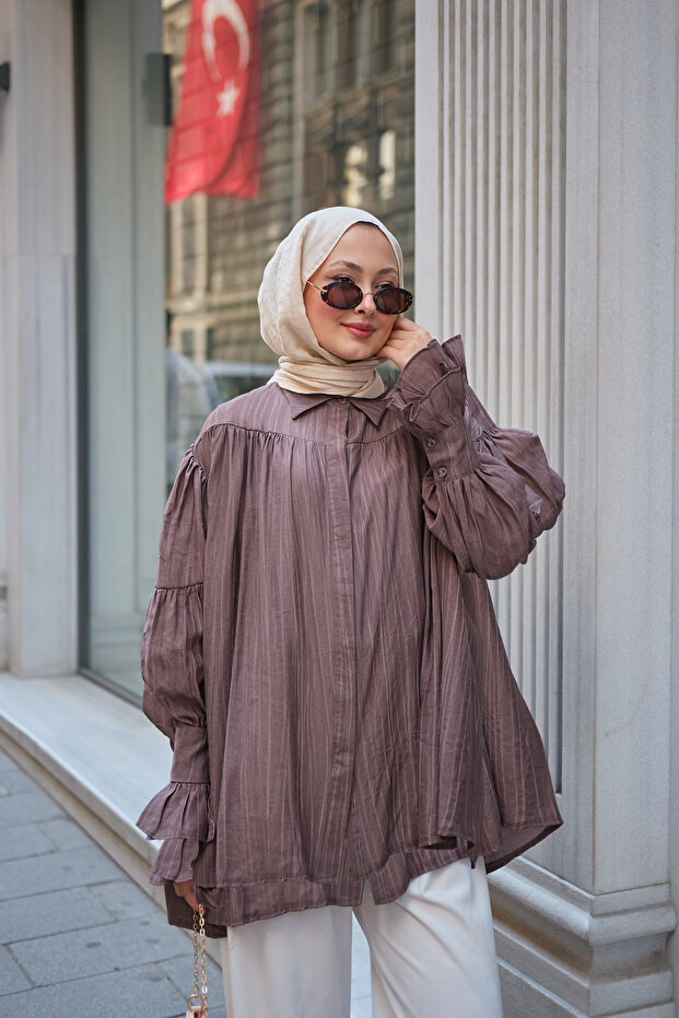 Women's Cuffed Striped Shirt Brown
