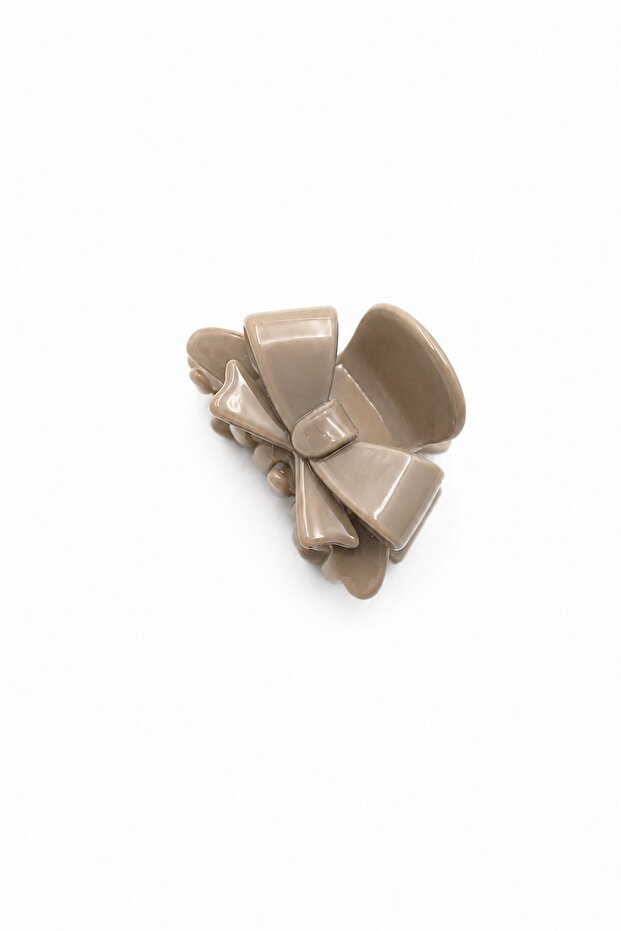 مشبك شعر كلاسيكي على شكل فيونكة - كريمي