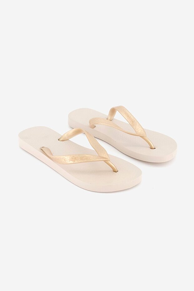 Women Classic Flip,Flops, Beige
