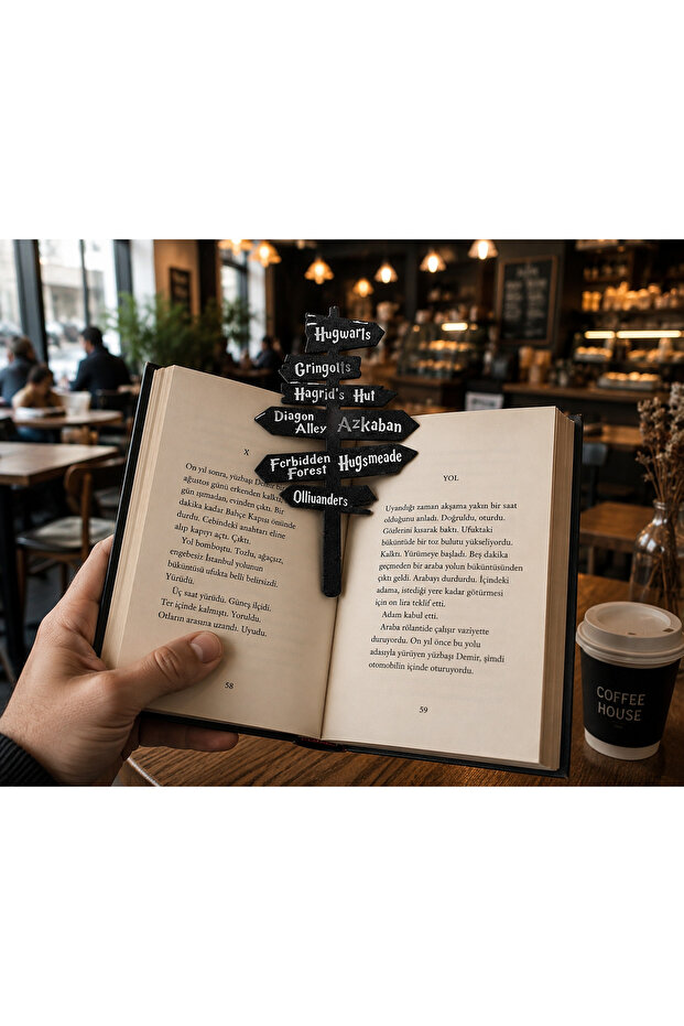 Harry Potter Themed Bookmark – Hogwarts Magical World Decorative Bookmark