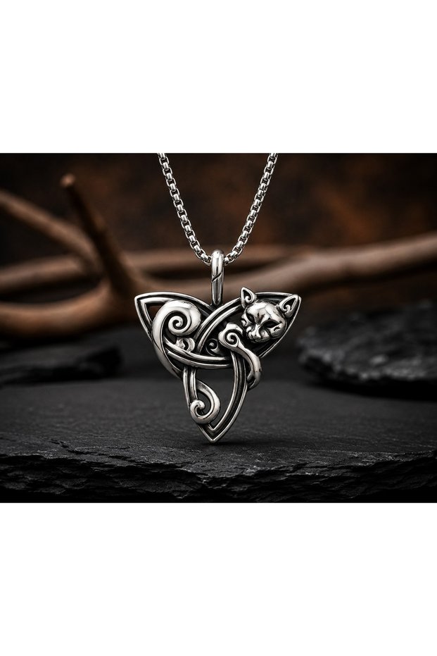 Stainless Steel Viking Celtic Detailed Symbol of Wisdom Mythological Fox Pendant