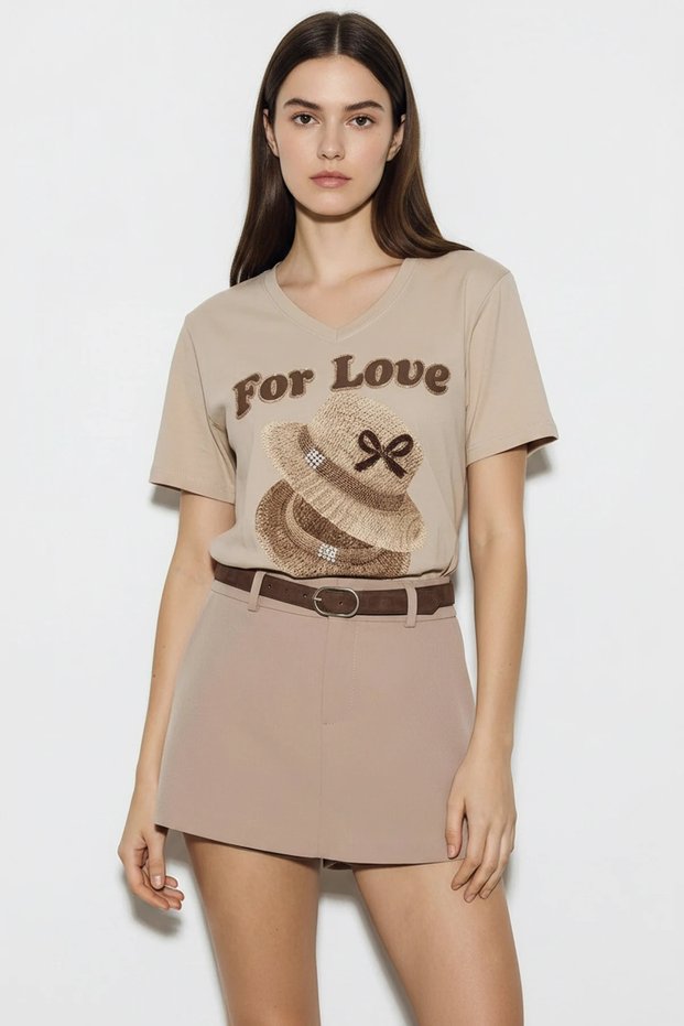 Women's V-Neck for Love Embroidery and Beading Oversized T-Shirt Beige