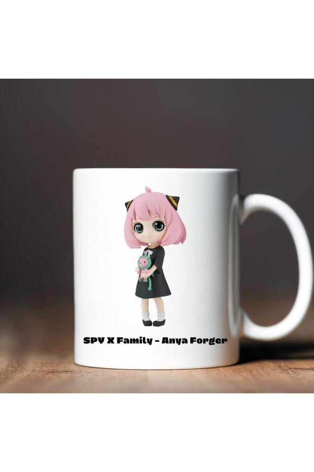 كوب بتصميم عائلي من Anya Forger Spay X