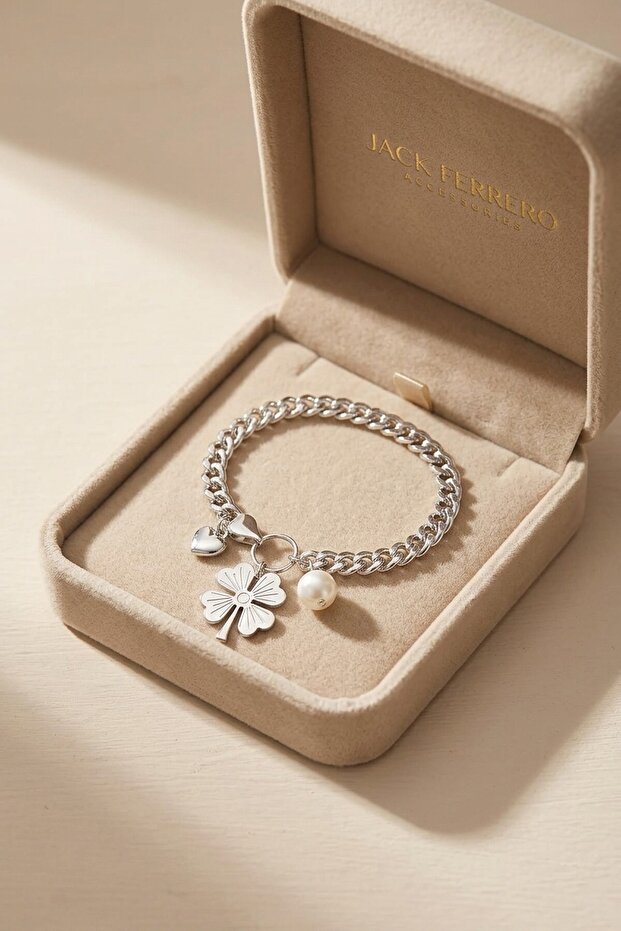 White Plated Pearl and Clover Figured Women's Chain Lucky Bracelet