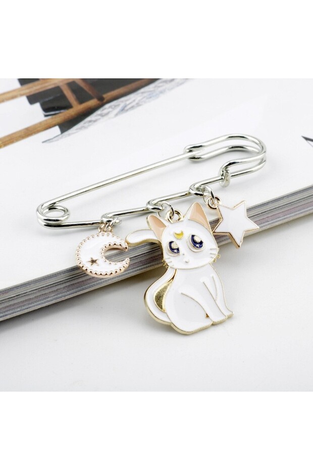 Bandai D-1171-White Anime Sailor Moon Cat Brooches for Women Brooch Lapel Pins Enamel Pin Backpacks