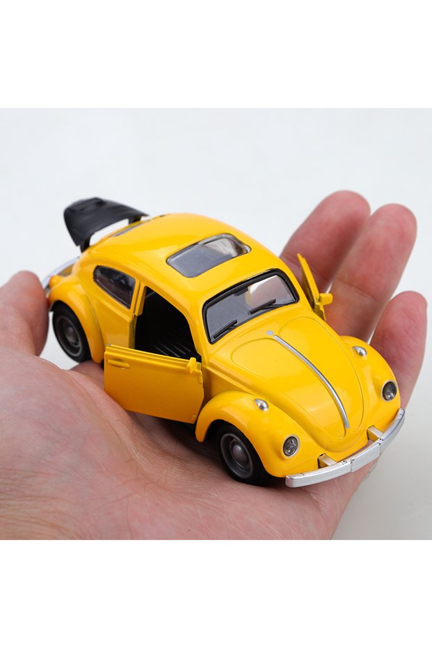 beetle yellow (Bagged) 1/36 Scale Antique-Style Beetle Pullback Car, a Boy's Toy with Three Doors Th