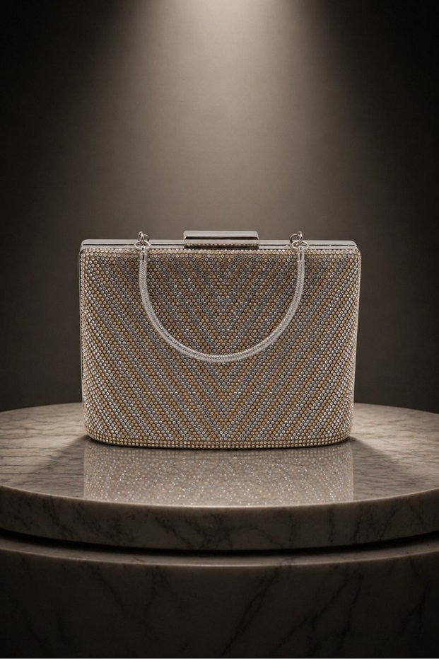 Stoned Gold Women's Evening Dress Handbag with Stone Detail and Chain Strap, Stylish Evening Event Clutch Model, Elegant