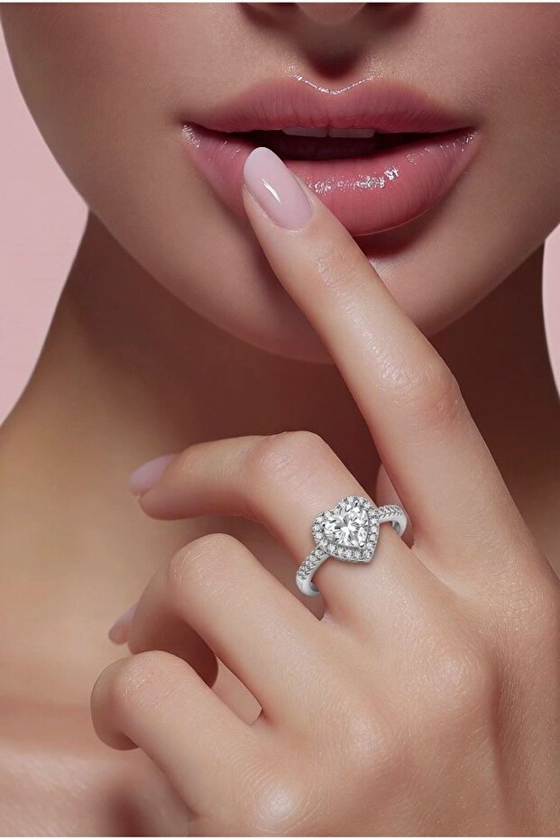 Adjustable Heart Figured Zircon Stone Ring