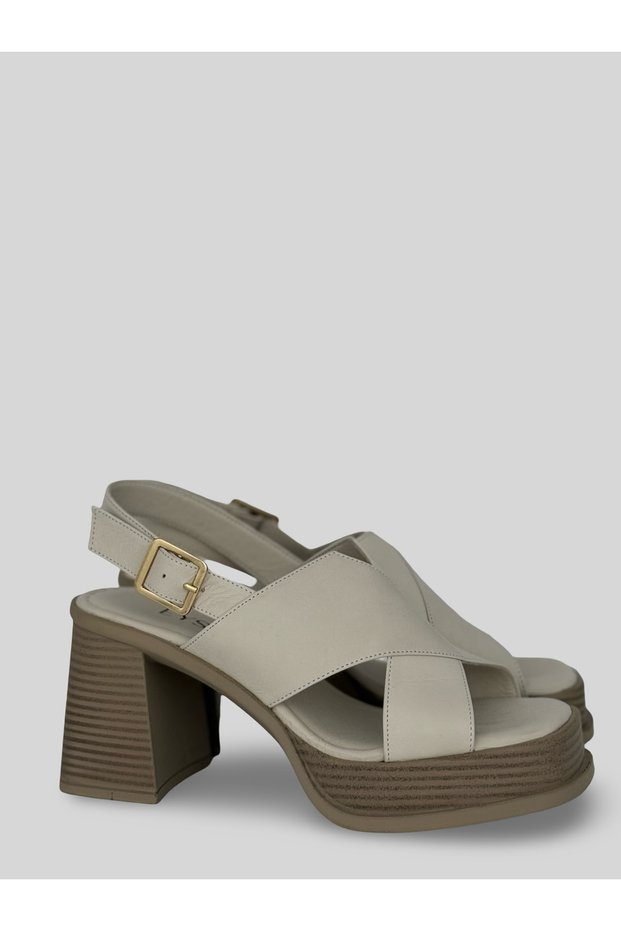 Elyzara Women's Leather Cross-Strapped Thick Heel Gold Buckle Wood Look Open-Front Heeled Sandals 7 cm