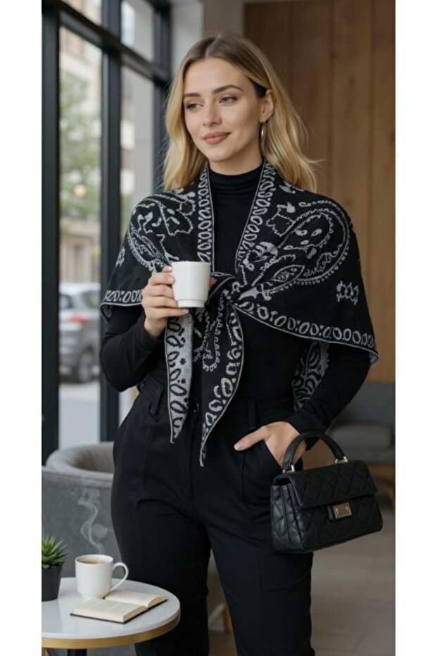Noir Leopard Shawl