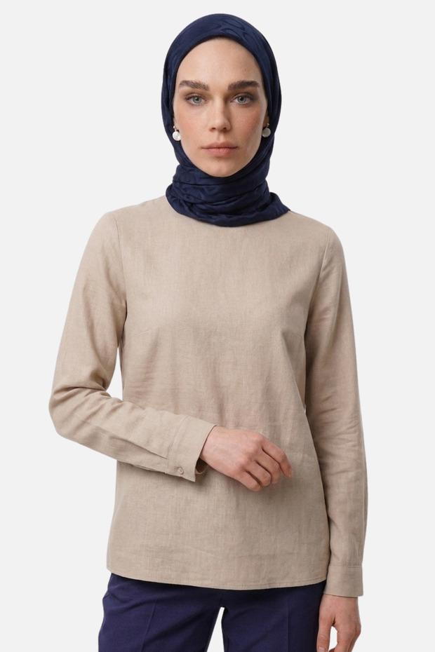 وشاح من نسيج الجاكار بنمط السلسلة من أيروبين باللون الأزرق الداكن
