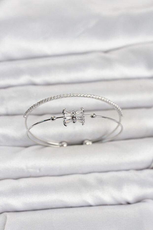 Brass Silver Color Baguette Zircon Stone Women's Bracelet Tj-Bb8514