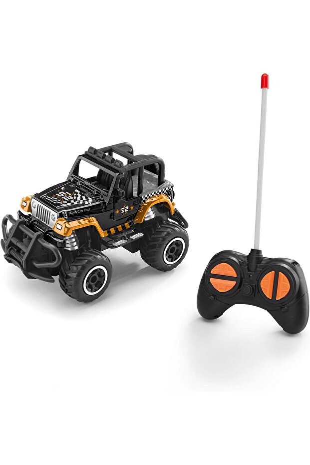 Control 23492 Remote Control Car "Quarter Back" With 40 MHz Control, 1:43 Scale, 14cm in length