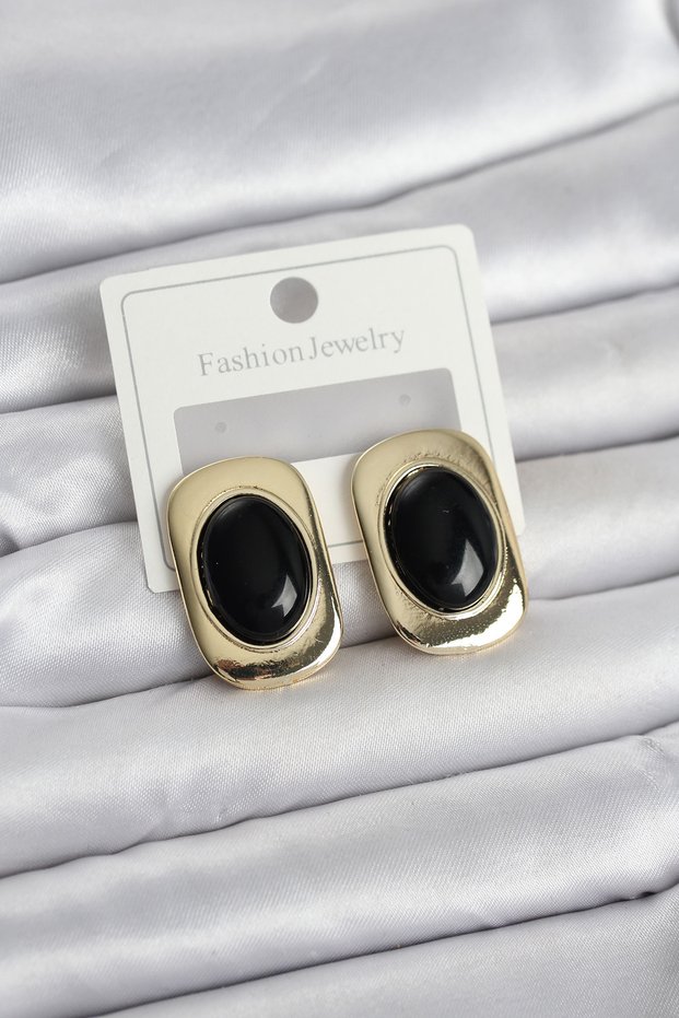 Black Color Square Model Vintage Women's Earrings