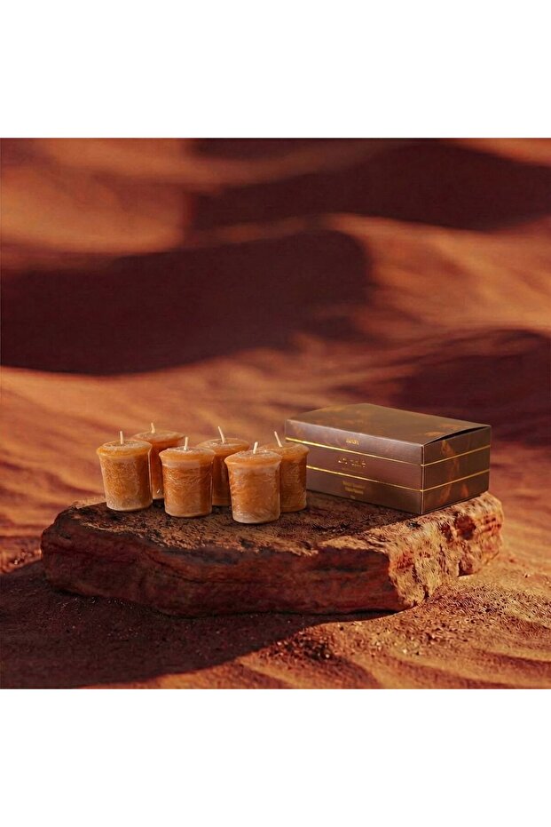 Layaale (45G) Classic Oud Votive Candle