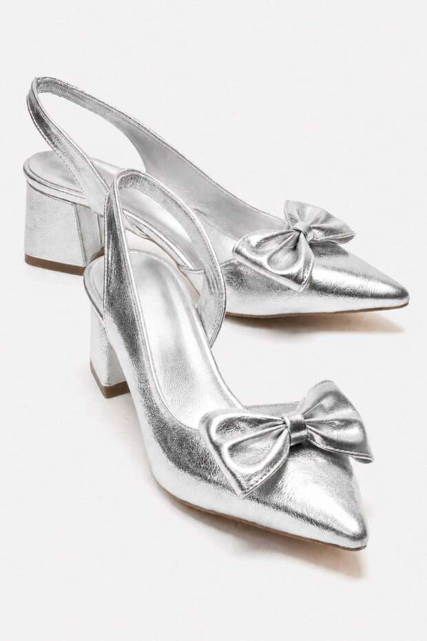 Women's Bow-Tie Side and Open-Back Heeled Sandals Silver Crinkled