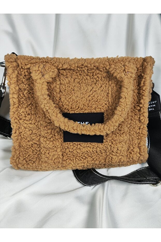 Totebag Written Beige-Cream Plush Cross Strap Large Volume