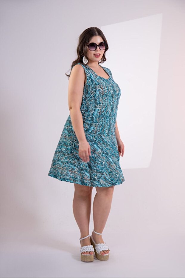Women's Plus Size Patterned Set - 6