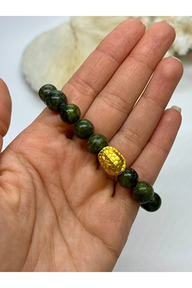 Turtle Charm Li Jade Stone Natural Stone Bracelet 10 mm