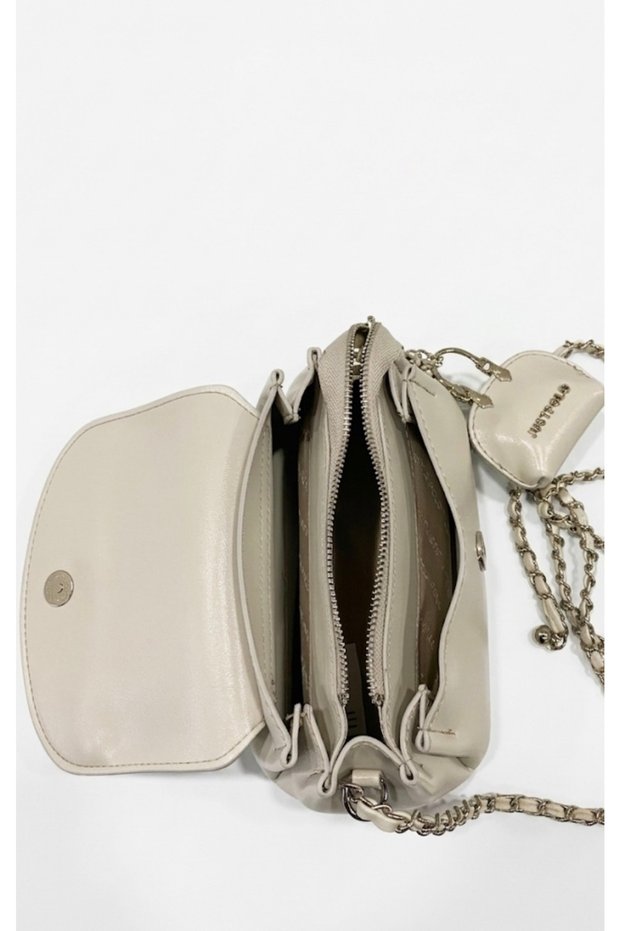 Women's Hand and Shoulder Bag with Zippered Compartments