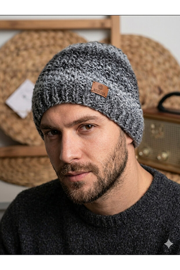 Men's Gray Knitted Beanie