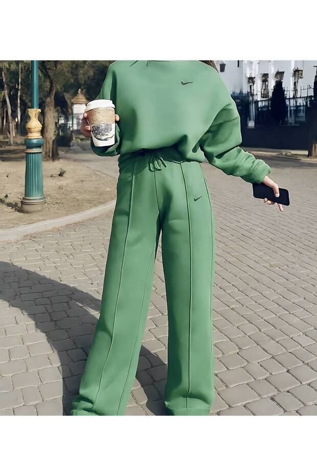 ترينج نسائي أنيق ومريح