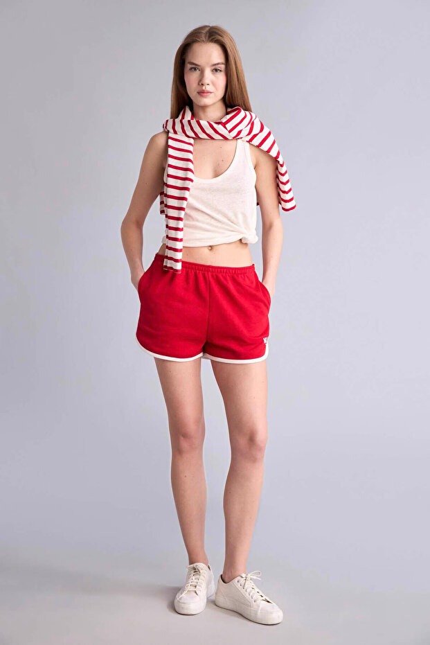 White Elastic Waist Mini Shorts with Piping Detail G8017Ax26Hs