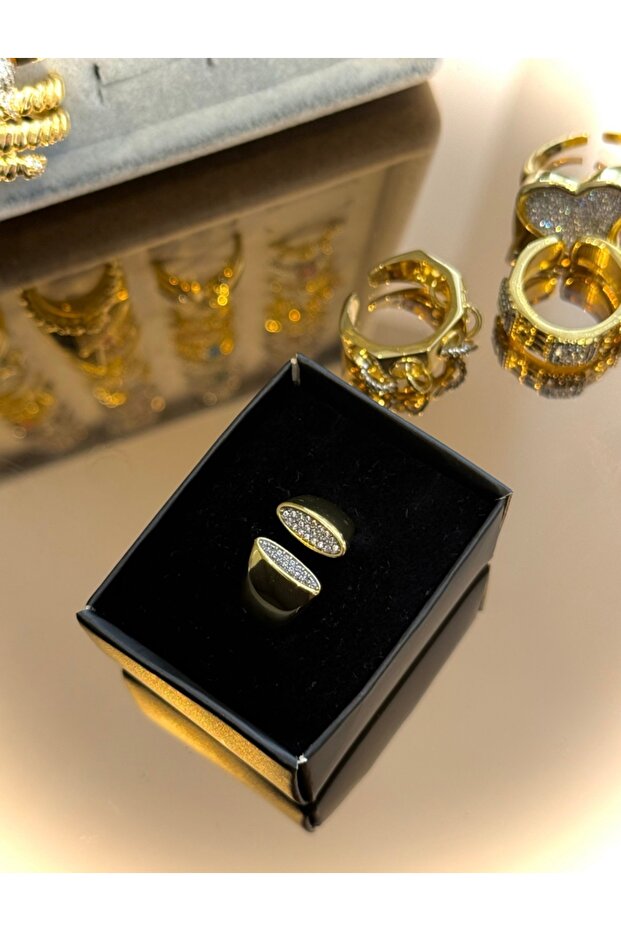Shuttle Patterned Ring - 2