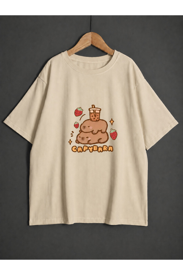 Women's Capybara Printed Oversized T-Shirt