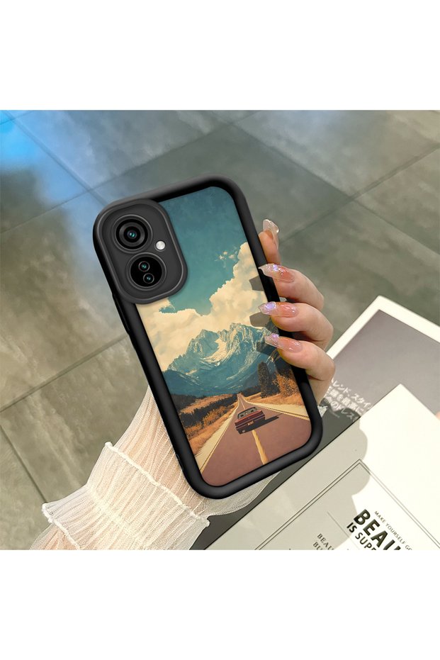 حافظة سيليكون سوداء متوافقة مع هاتف Tecno Camon 19 Neo(CH6i) مقاومة للصدمات مع حماية للكاميرا