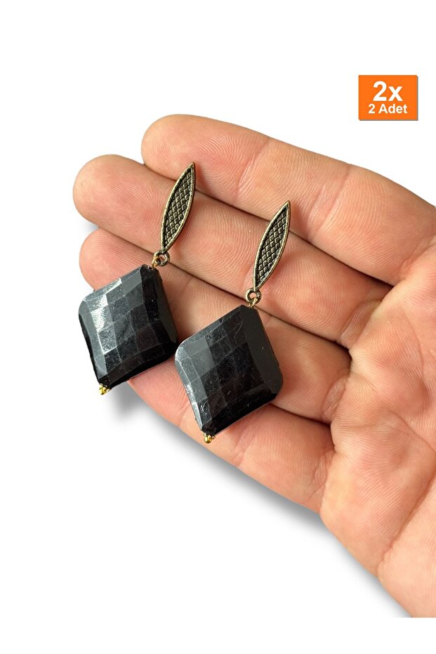 أقراط مصنوعة يدويًا بتصميم خاص كهدية