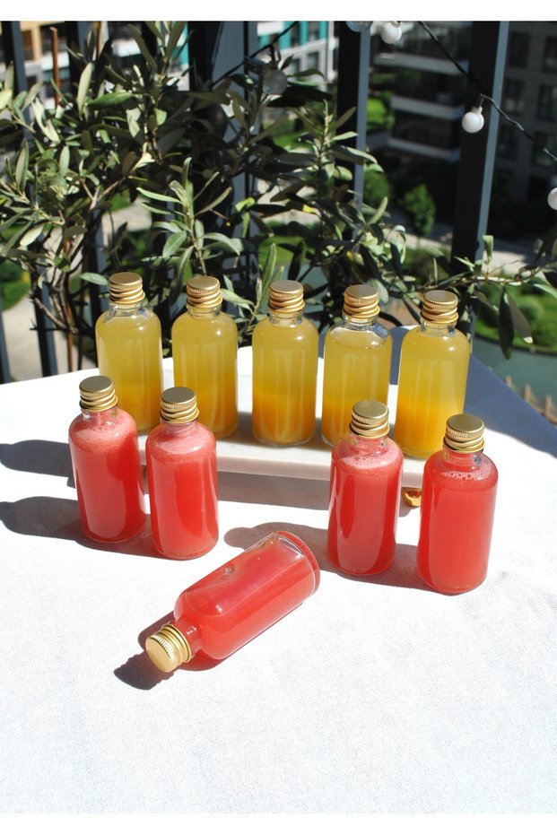 10Pcs 50ml Glass Bottle with Gold Metal Cap Mini Shot Juice Beverage Bottle