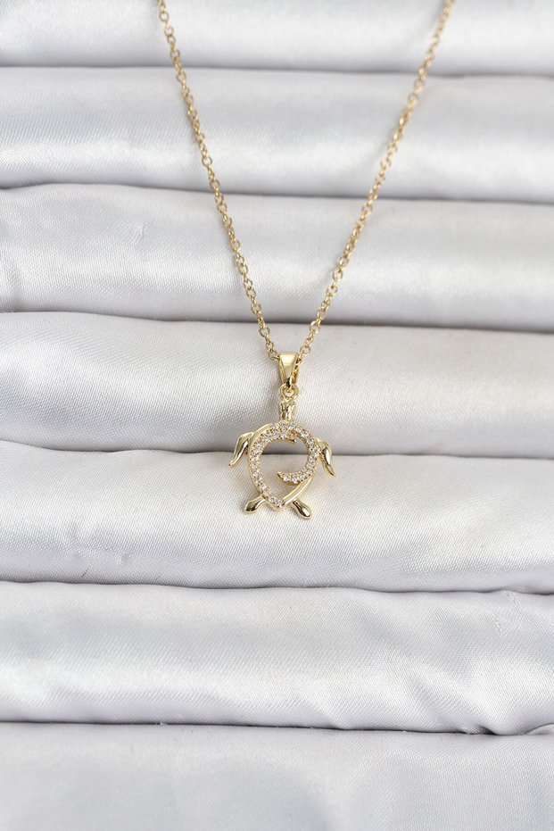Caretta Caretta Women's Necklace with Golden Steel Chain for Elegant Necks