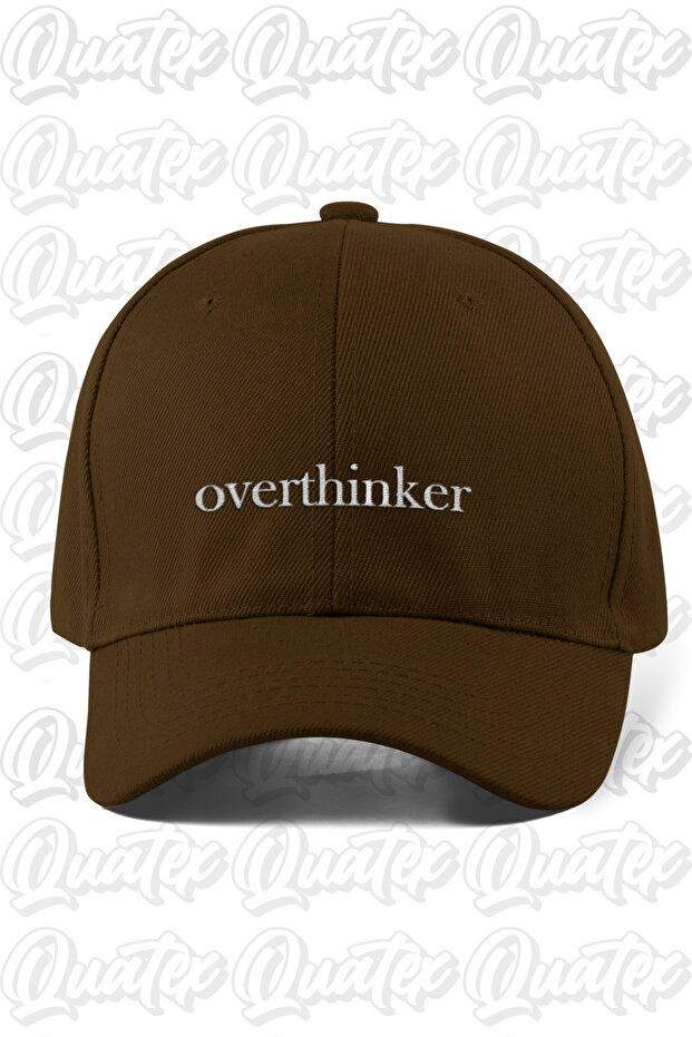قبعة مطرزة من Overthinker - لون بني 100% قطن جبردين، قبعة موديل للجنسين