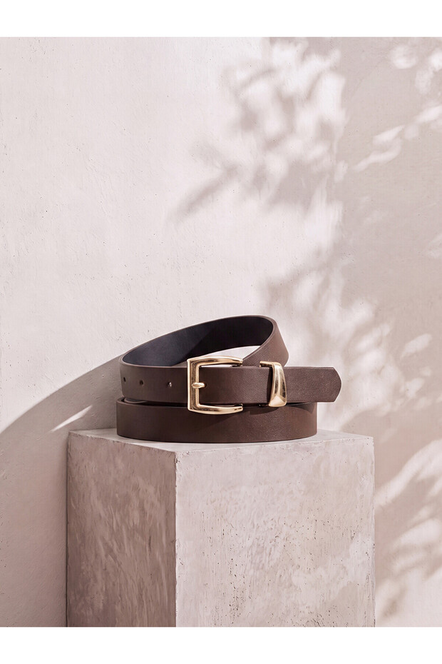 Nevavm Leather-Look Women's Belt with a Difference