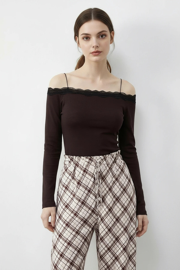 Women's Madonna Collar Lace Detailed Bitter Brown Blouse