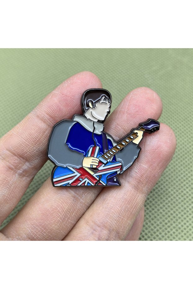 Rock guitarist Noel Gallagher Enamel Pin Oasis Union Jack Guitar Brooch Rock Music Badge Backpack Je