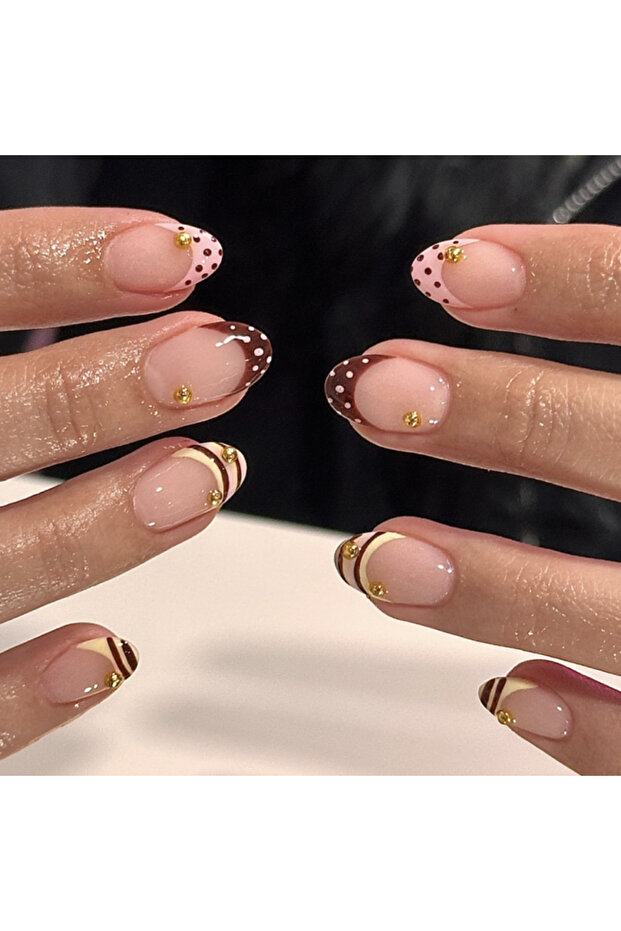 Short Round JP4329 24pcs Almond Nails Sets Press on Wearable Nails Tips with Flower Pearl Polka Dot
