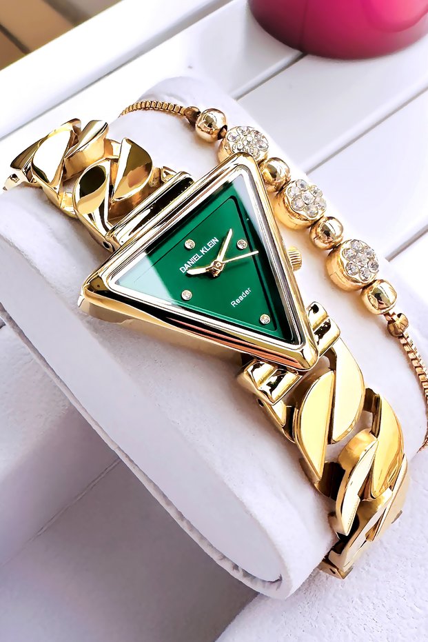 Triangle Case Gift Gold-Green Color Women's Watch - Steel Band Japanese Machine Special Stylish Boxed Dkby2056C1