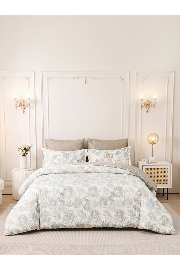 6-Pcs Printed Duvet Cover Set King Size 220x240cm, Brushed Microfiber Fabric (Without Filler)