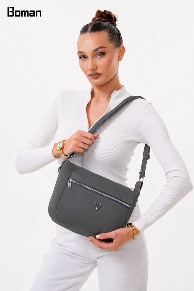 حقيبة كروس متعددة الأغراض بتصميم أنيق من SHOP